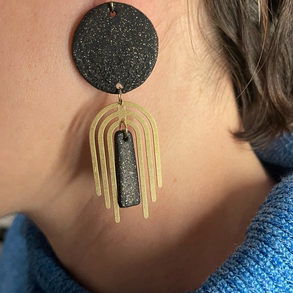 Handmade Elegant Boho Clay Earrings - Picture 1 of 8